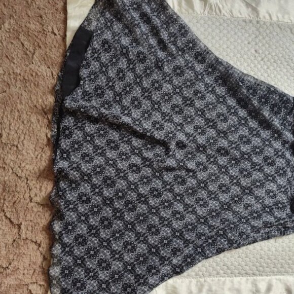 Evan-Picone Black White Patterned Halter Neck Dress Ruched Waist Size 12 - Picture 10 of 10